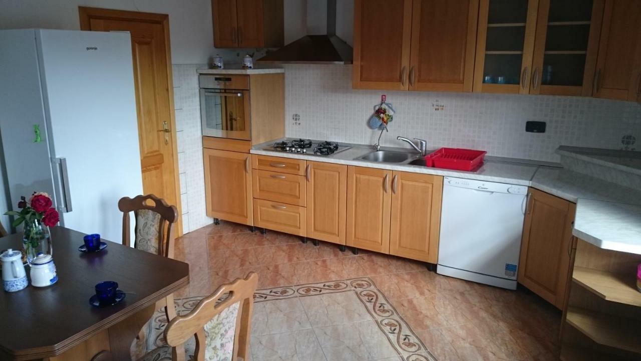 Zgaljic Apartment Kosic מראה חיצוני תמונה